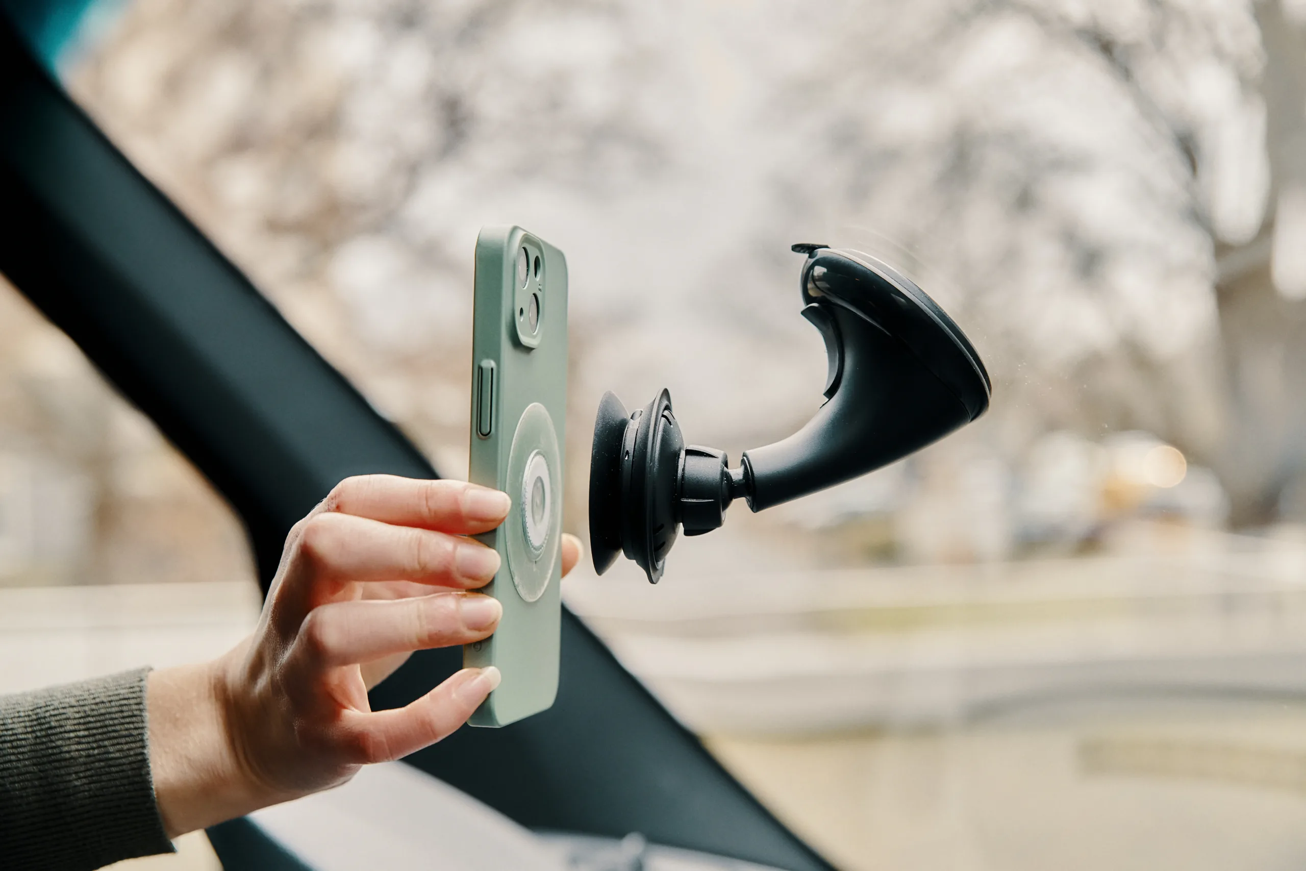Кріплення телефона на вітрове скло автомобіля FIDLOCK VACUUM car suction base, чорний - СпортЦех СпортЦех - Кріплення телефона на вітрове скло автомобіля FIDLOCK VACUUM car suction base, чорний - СпортЦех