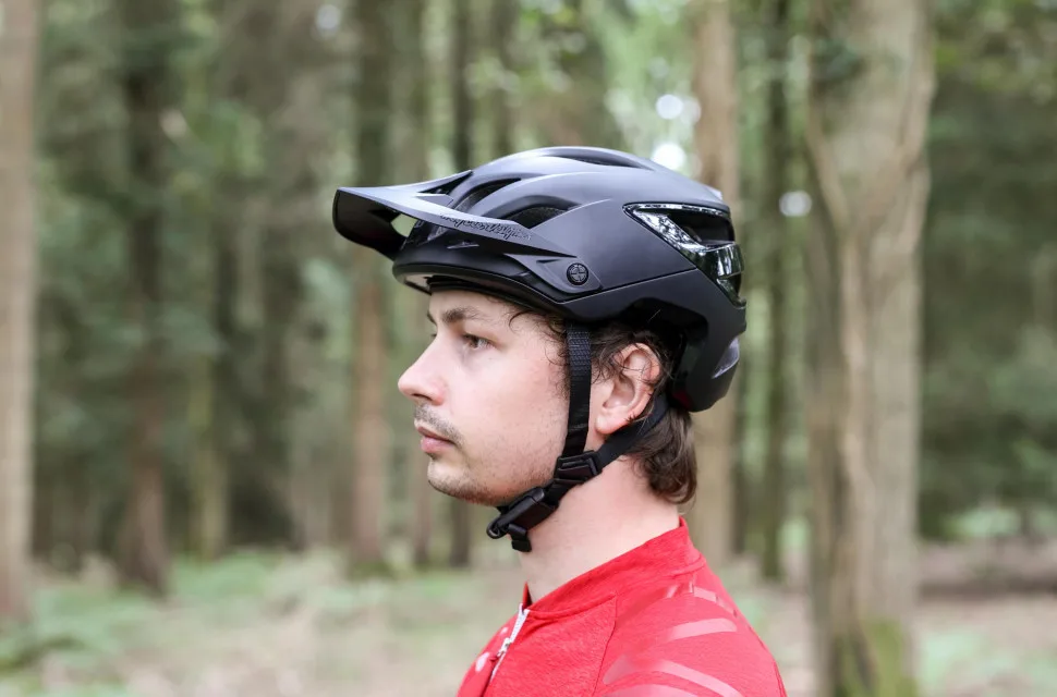 Вело шолом TLD A3 MIPS HELMET – HALO - СпортЦех СпортЦех - Вело шолом TLD A3 MIPS HELMET – HALO - СпортЦех