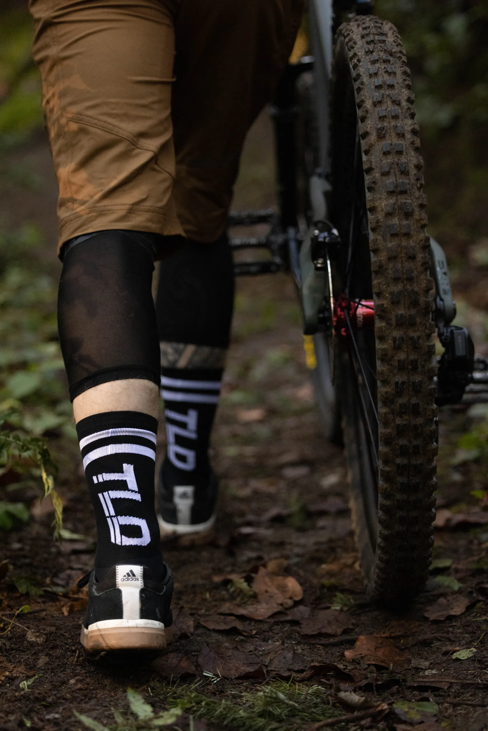 Шкарпетки TLD MENS PERFORMANCE SOCKS – PEACE & WHEELIES - СпортЦех СпортЦех - Шкарпетки TLD MENS PERFORMANCE SOCKS – PEACE & WHEELIES - СпортЦех