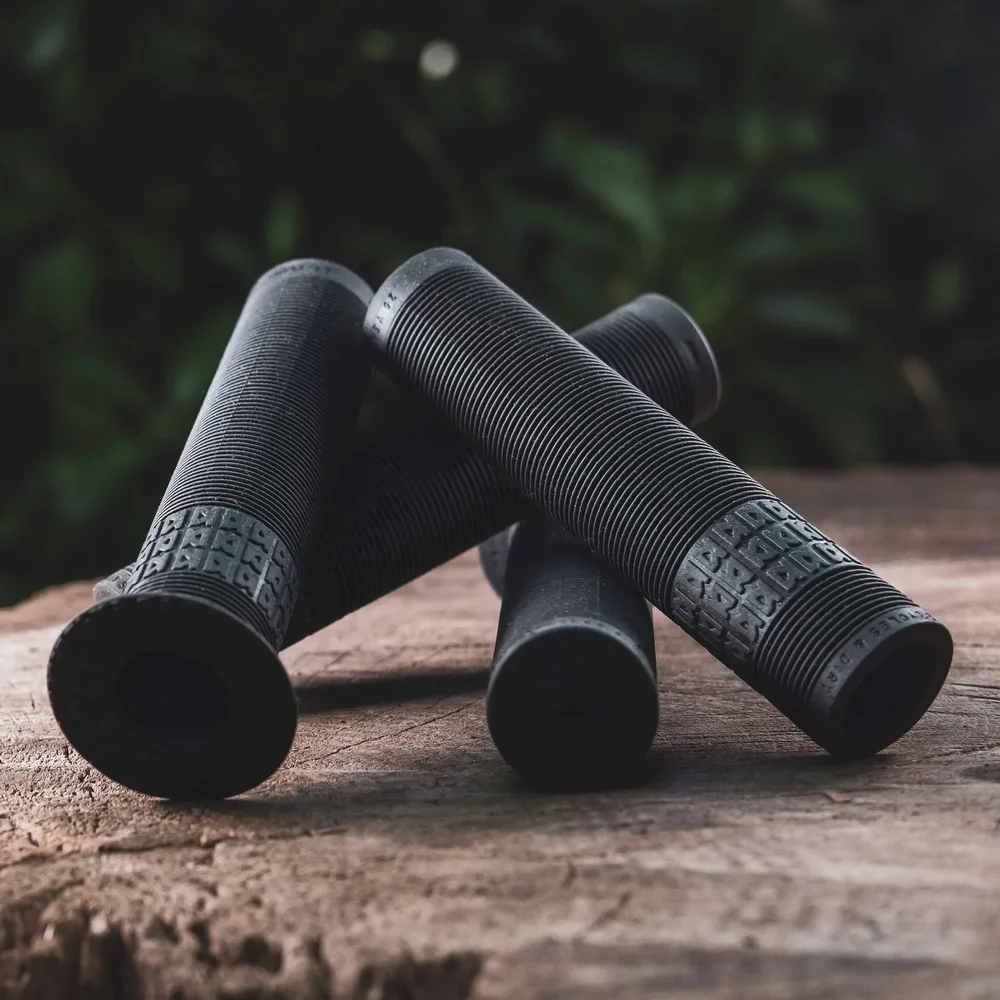 Грипси DMR Grip 25 Year Flangeless (без фланца) – Black - СпортЦех СпортЦех - Грипси DMR Grip 25 Year Flangeless (без фланца) – Black - СпортЦех