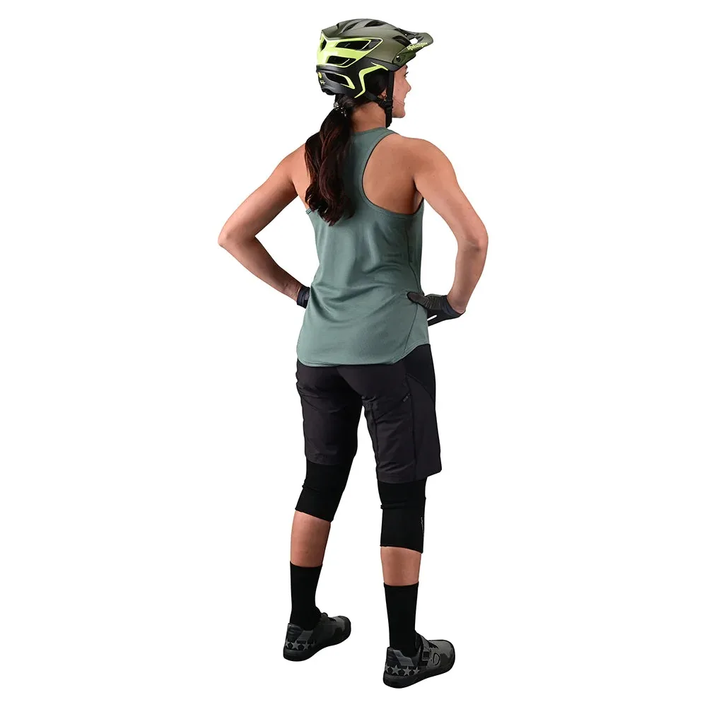 Майка TLD WMNS LUXE TANK – STEEL GREEN - СпортЦех СпортЦех - Майка TLD WMNS LUXE TANK – STEEL GREEN - СпортЦех