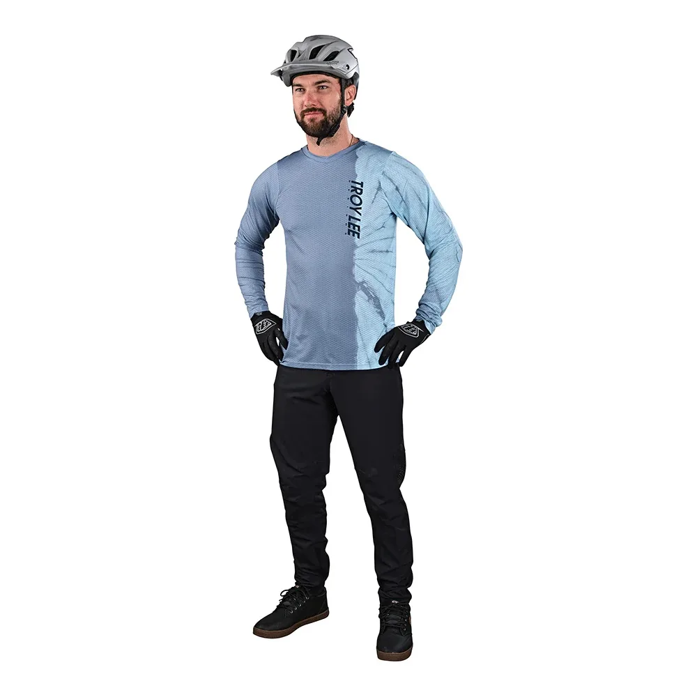 Джерсі TLD SKYLINE AIR LS JERSEY Half Dye - СпортЦех СпортЦех - Джерсі TLD SKYLINE AIR LS JERSEY Half Dye - СпортЦех