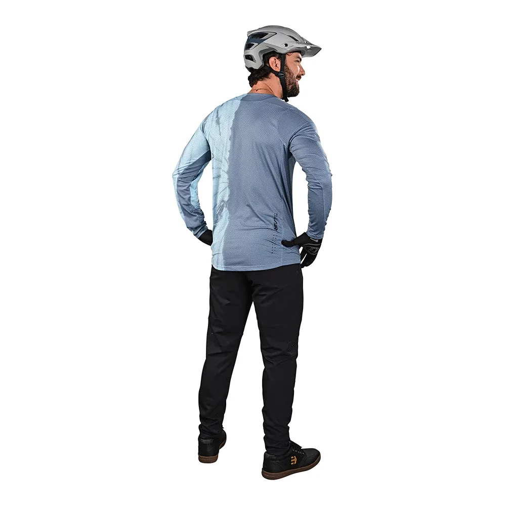 Джерсі TLD SKYLINE AIR LS JERSEY Half Dye - СпортЦех СпортЦех - Джерсі TLD SKYLINE AIR LS JERSEY Half Dye - СпортЦех