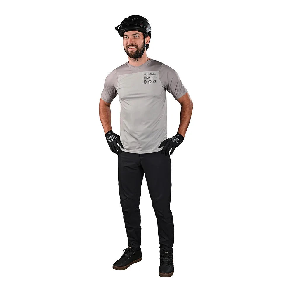 Джерсі TLD SKYLINE SS JERSEY Mono - СпортЦех СпортЦех - Джерсі TLD SKYLINE SS JERSEY Mono - СпортЦех