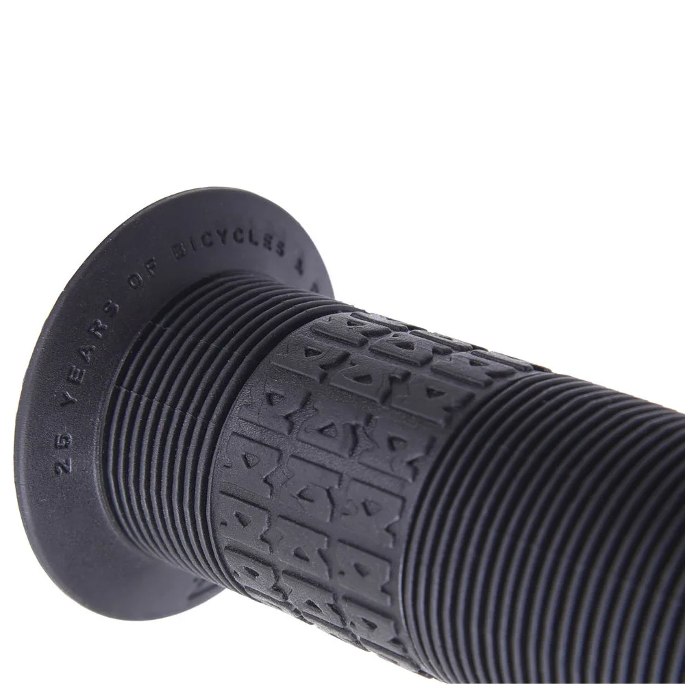 Гріпси DMR Grip 25 Year Flange (з фланцем) – Black - СпортЦех СпортЦех - Гріпси DMR Grip 25 Year Flange (з фланцем) – Black - СпортЦех