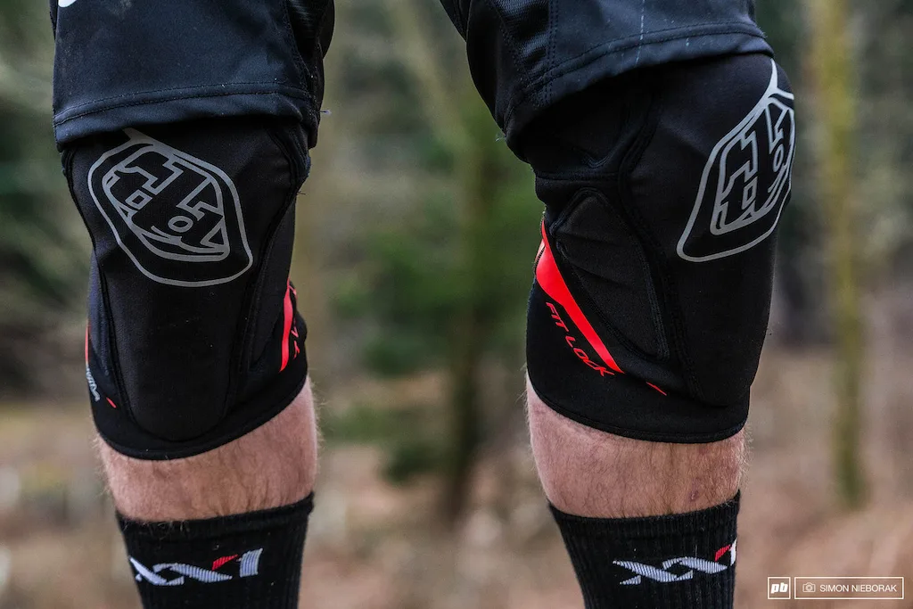 Наколінники TLD Raid Knee Guard - СпортЦех СпортЦех - Наколінники TLD Raid Knee Guard - СпортЦех