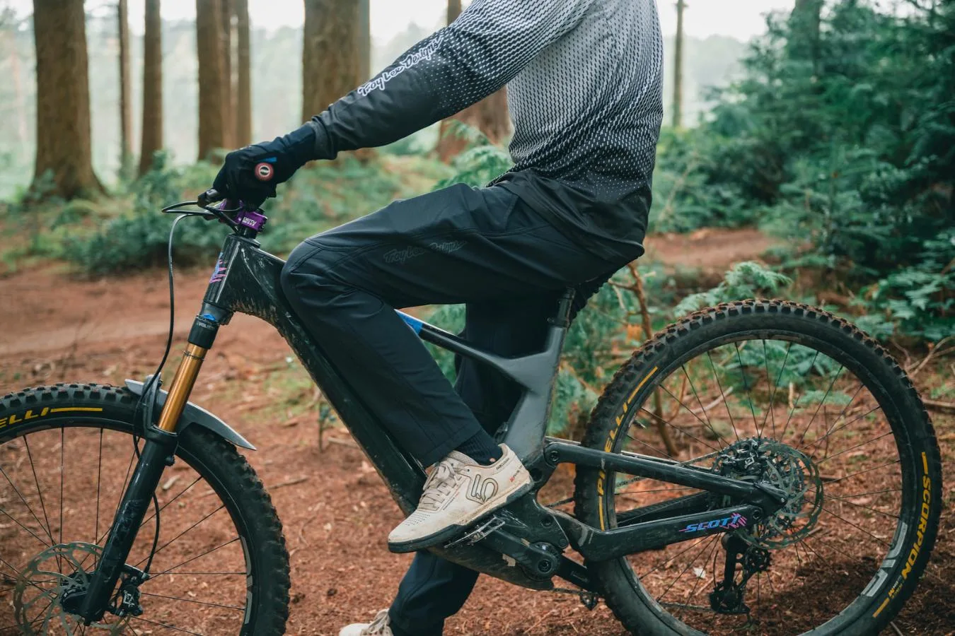 Штани TLD SKYLINE CHILL PANT MONO - СпортЦех СпортЦех - Штани TLD SKYLINE CHILL PANT MONO - СпортЦех