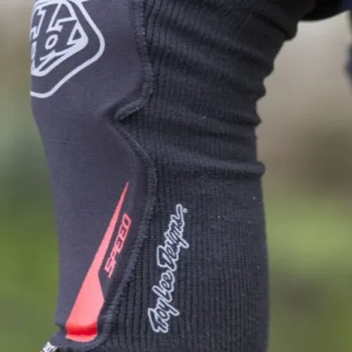 tld_knee_pads_7_640x427_408