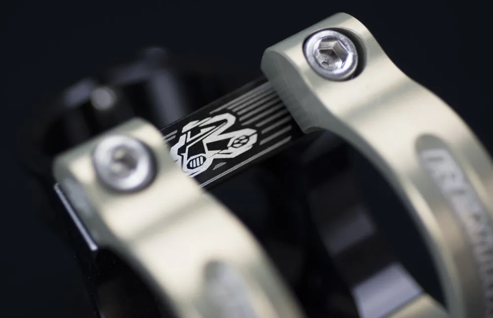 Винос керма Renthal APEX 35mm Stem - СпортЦех СпортЦех - Винос керма Renthal APEX 35mm Stem - СпортЦех
