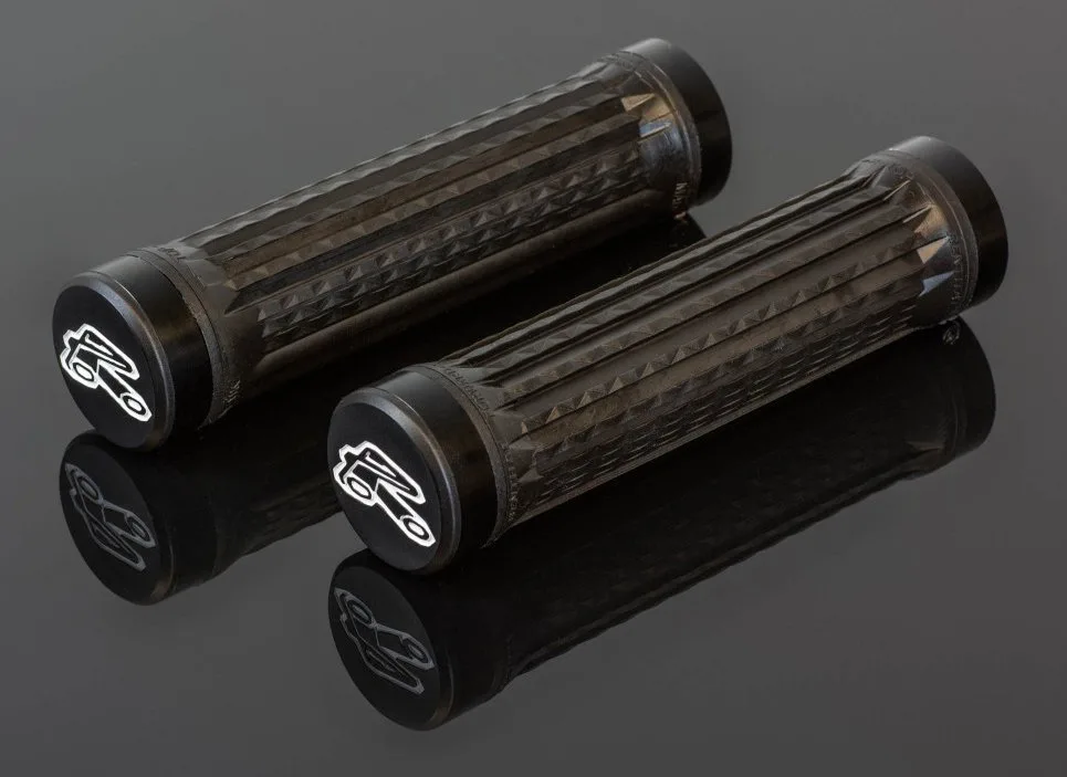 Гріпси Renthal TRACTION Lock-On Grips – Ultra Tacky, Ultra Tacky - СпортЦех СпортЦех - Гріпси Renthal TRACTION Lock-On Grips – Ultra Tacky, Ultra Tacky - СпортЦех
