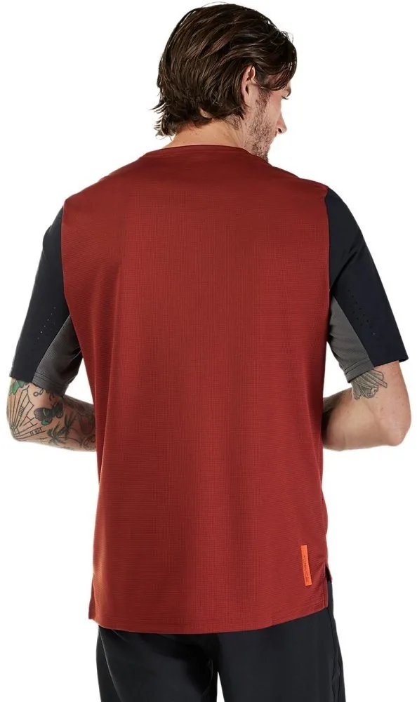 Джерсі FOX DEFEND Jersey - СпортЦех СпортЦех - Джерсі FOX DEFEND Jersey - СпортЦех